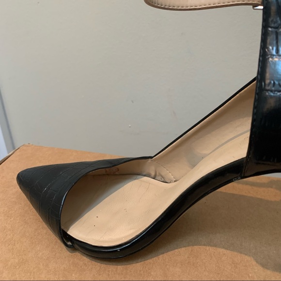 ⭐️ Zara Genuine Leather Croc Pumps - Picture 8 of 10